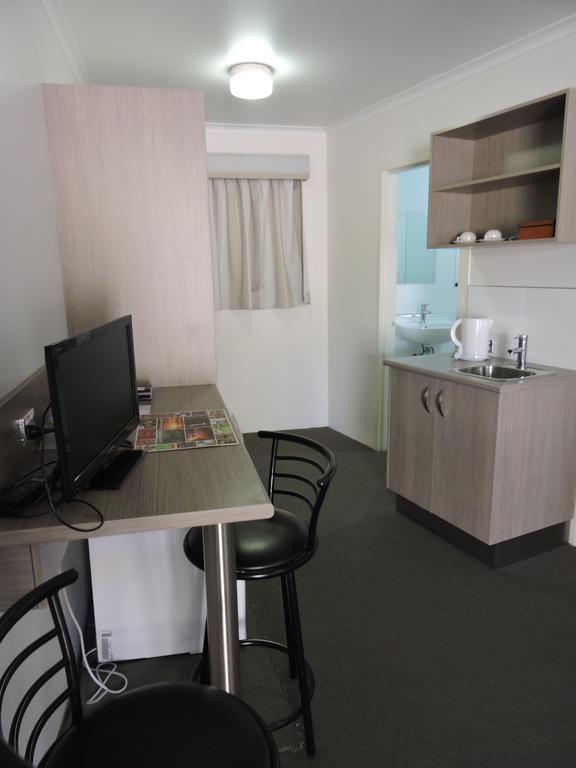 Town & Country Motel Nerang Bilik gambar