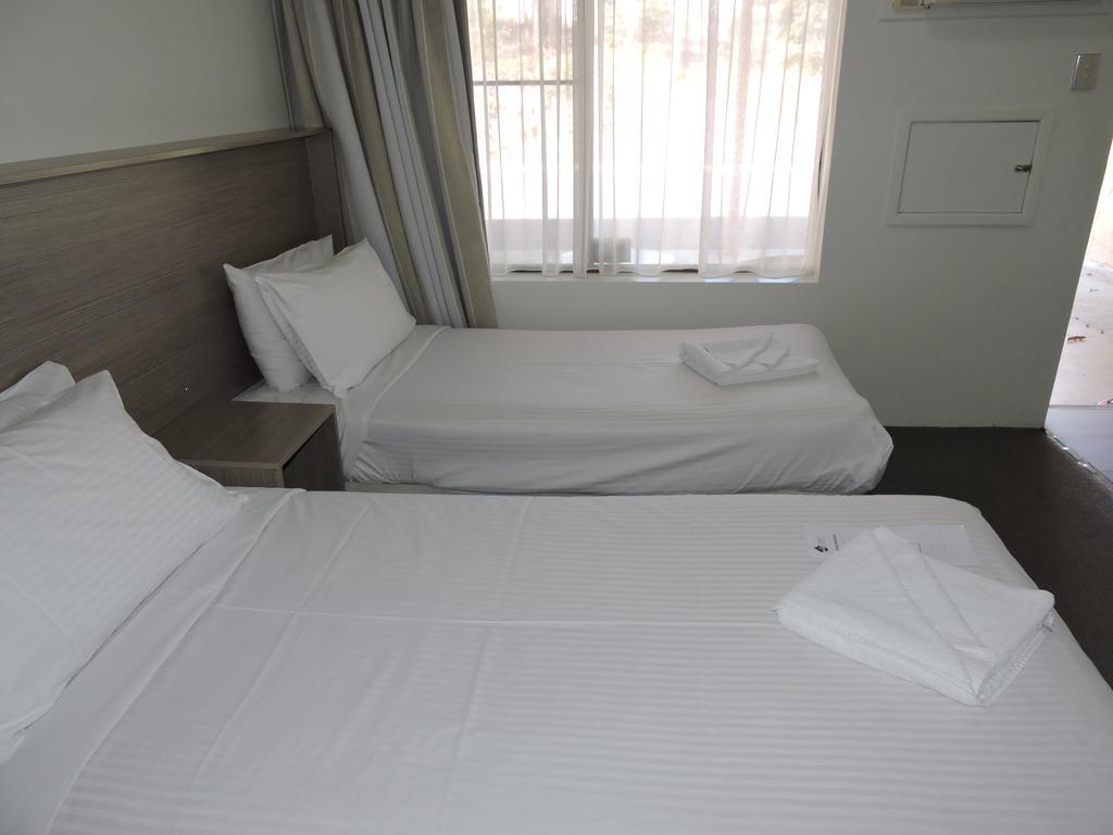 Town & Country Motel Nerang Bilik gambar