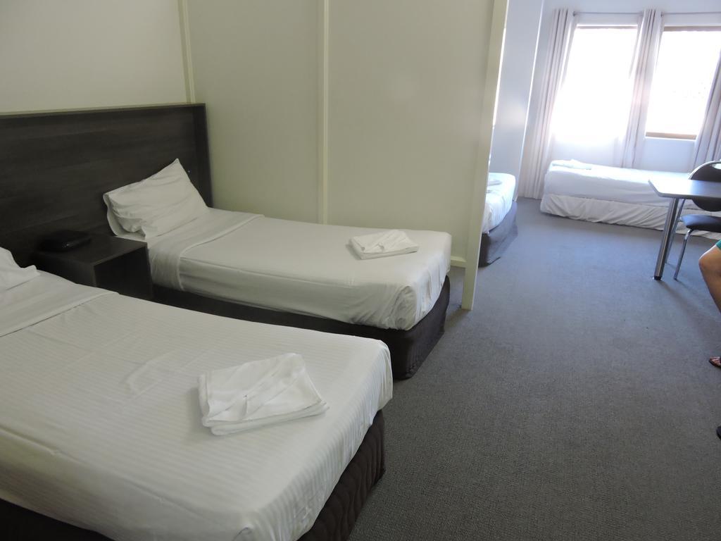 Town & Country Motel Nerang Bilik gambar