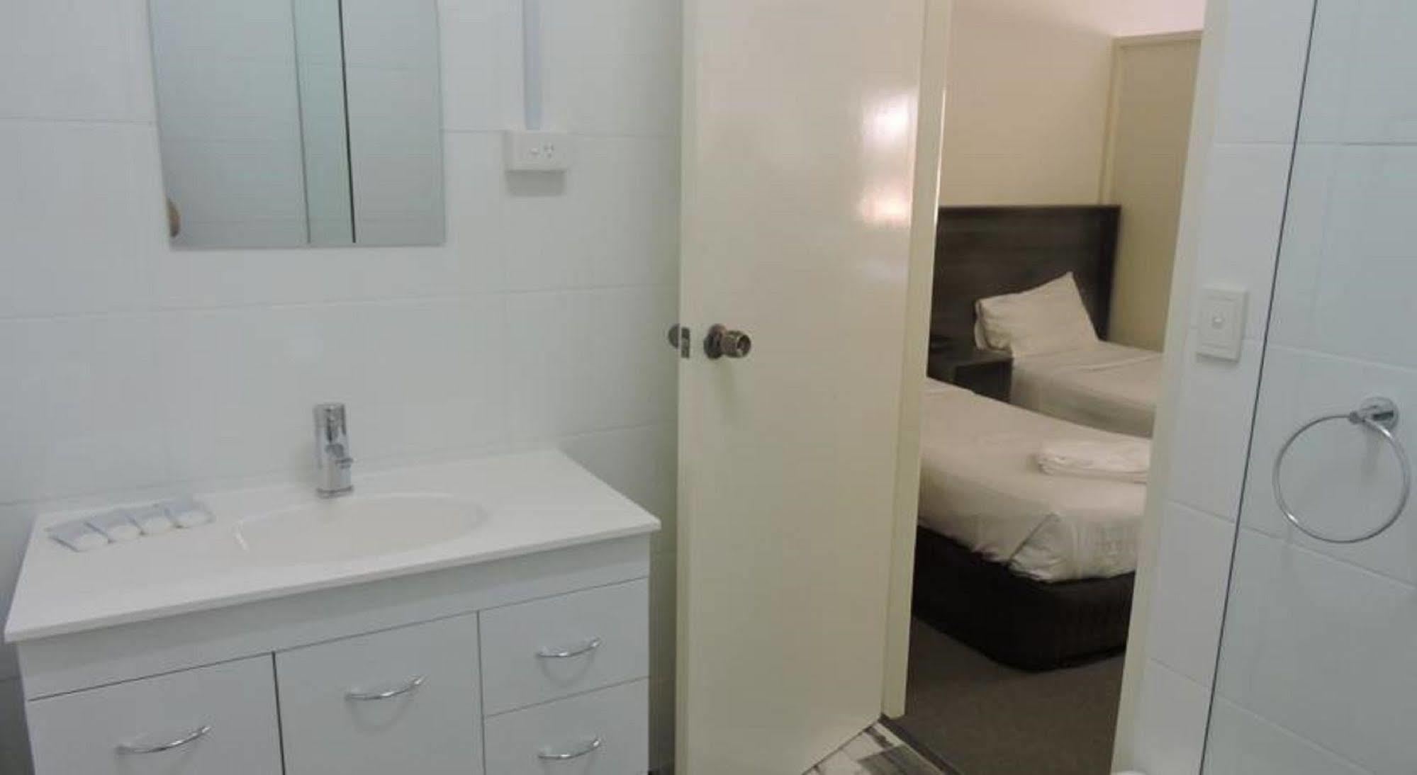 Town & Country Motel Nerang Luaran gambar